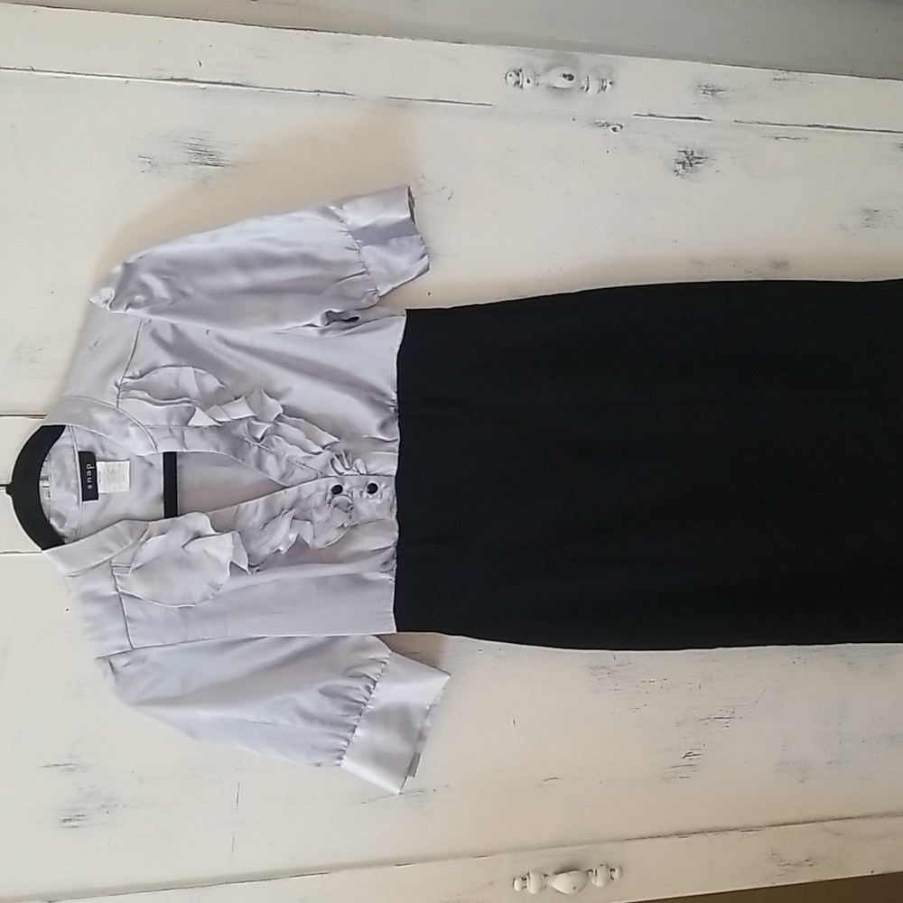Snap Grey and Black dress sz 7 ( junior)